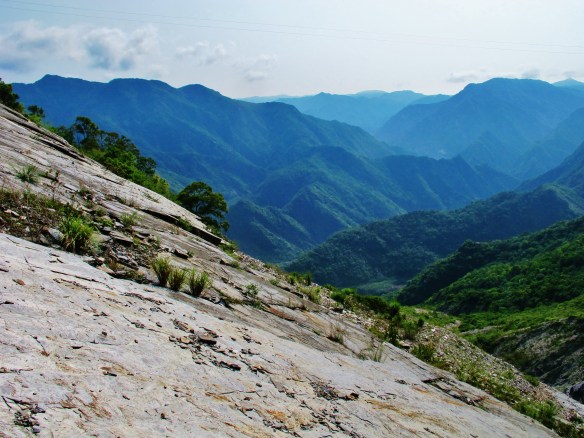 Steep rocky slopes where I saw roosting Savanna Nightjars in December ... but not yet in 2014.